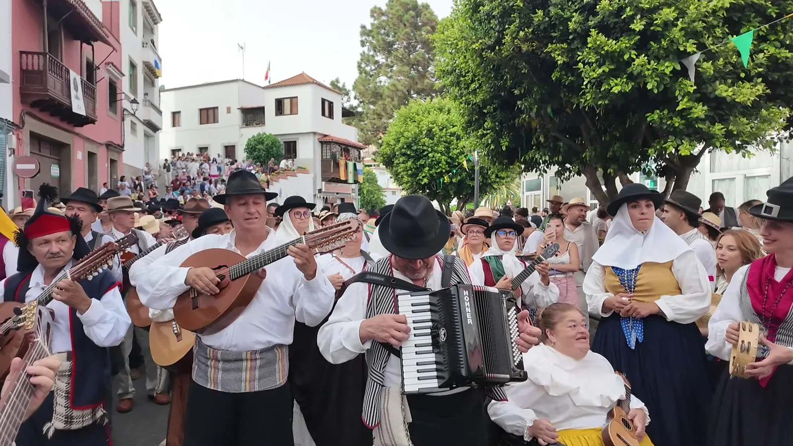 Guayadeque en una romería